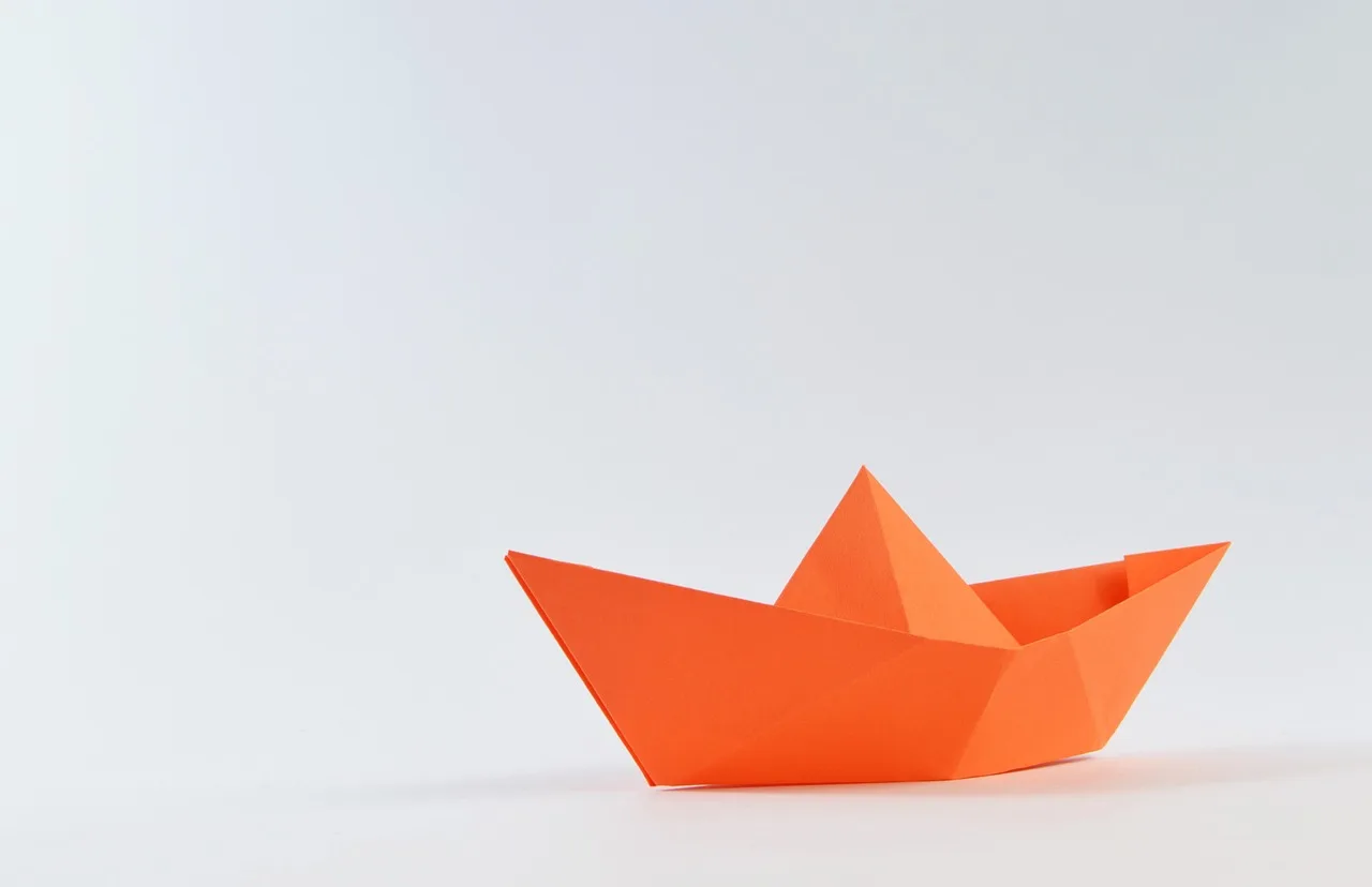 origami, paper, candle, sailboat, boat, navigation, transport, travel, origami, origami, paper, paper, boat, boat, boat, boat, boat. Why does drying decide the layout of a small decorative paper studio?