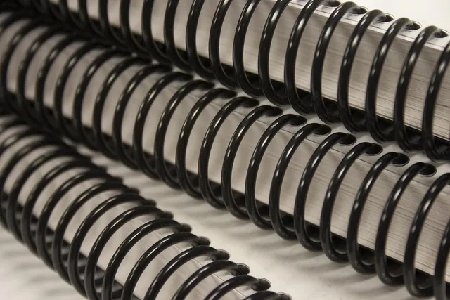 coils, manuals, business, binding. 6 book arts projects, each one built to teach a single skill